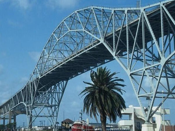 中航帶你了解一下鋼結(jié)構(gòu)平臺(tái)(圖1)